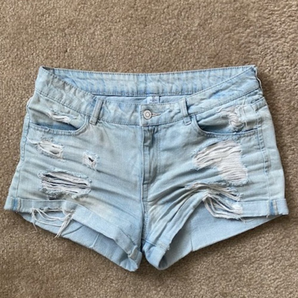 H&M | Jean Shorts | Light Blue